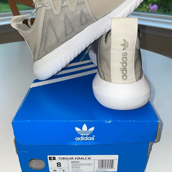 Adidas Tubular Sneakers like new condition size 8 - Picture 5 of 6